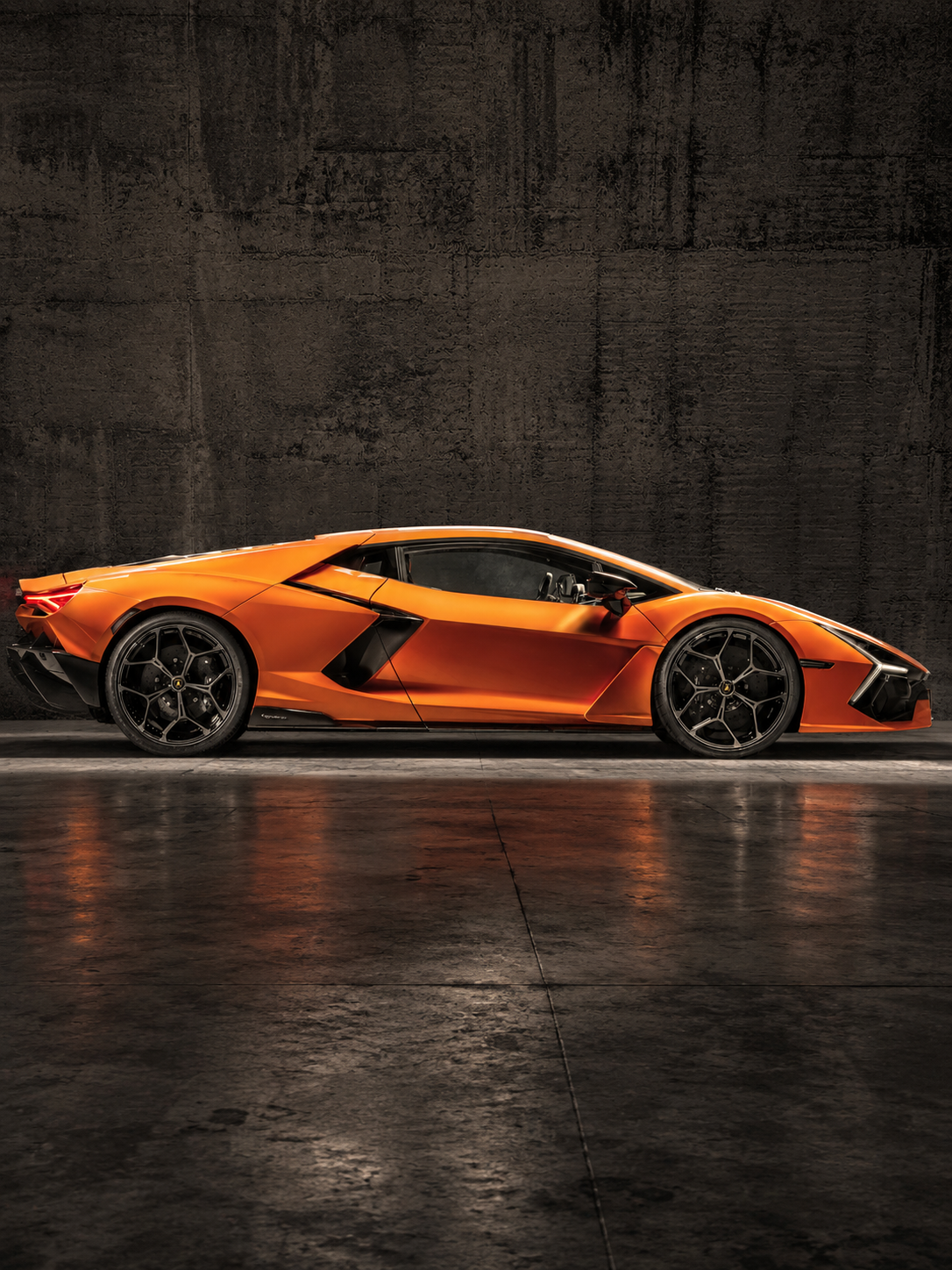 Lamborghini Revuelto